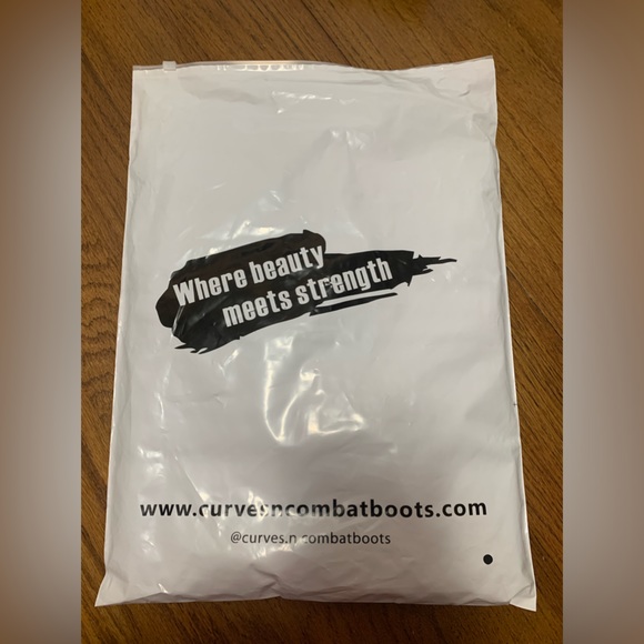 Curves N CombatBoots Black Jacket Size M New in Bag - Picture 8 of 13